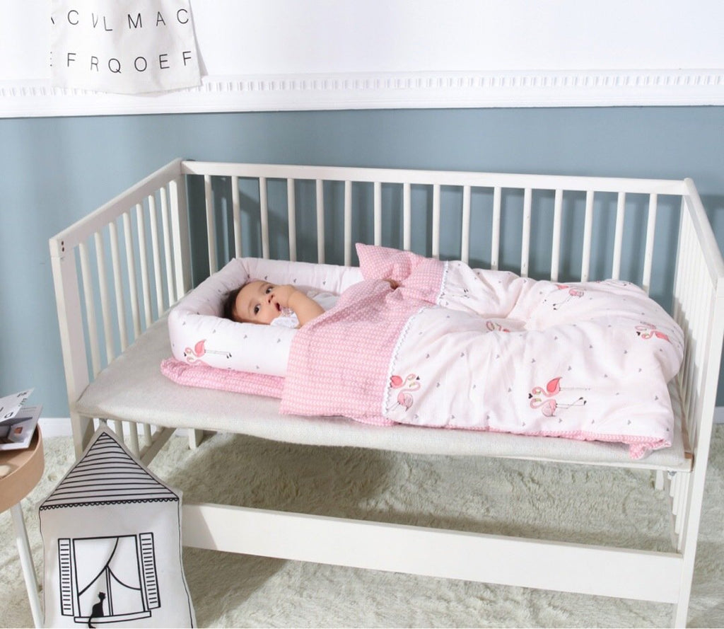Portable Anti-Fright Bed for Newborns