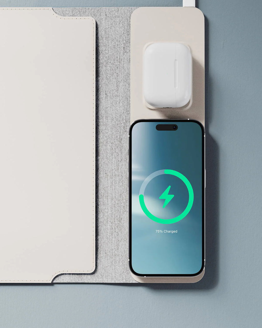 Wireless Charging Laptop Bag