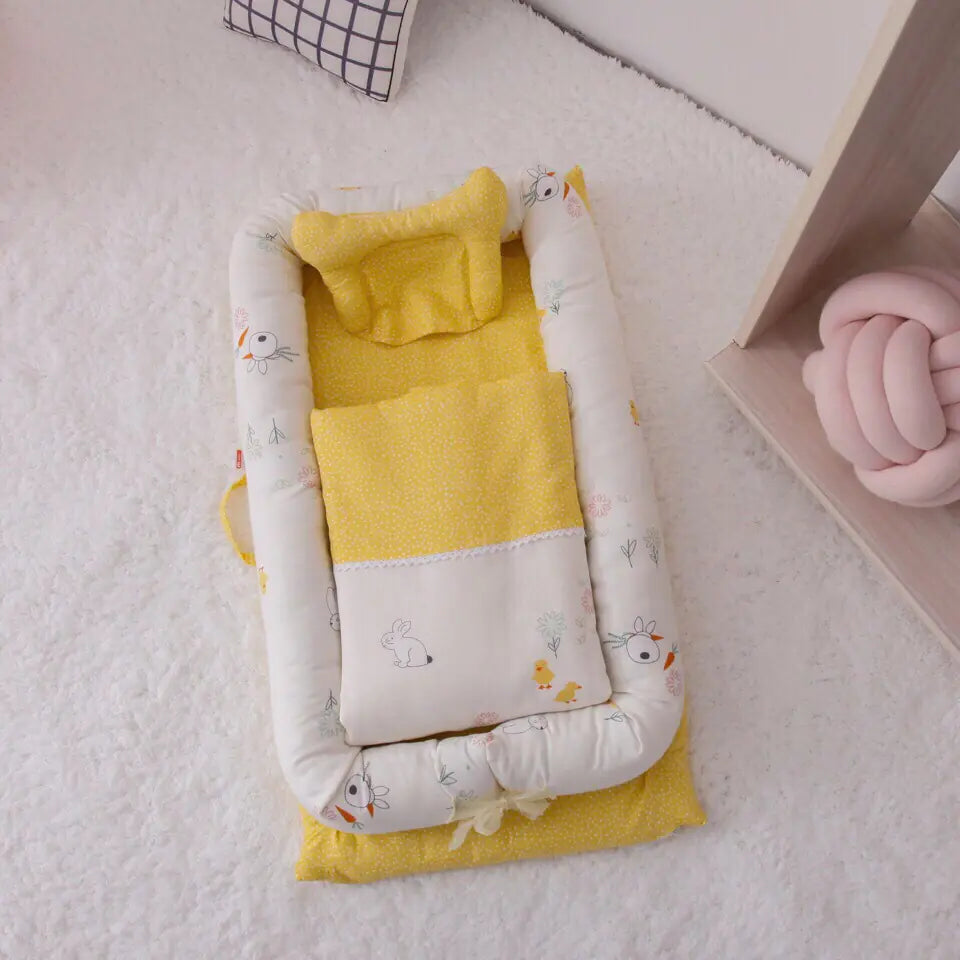 Portable Anti-Fright Bed for Newborns
