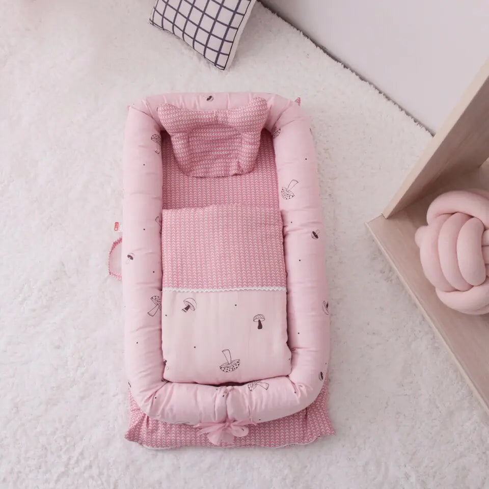 Portable Anti-Fright Bed for Newborns