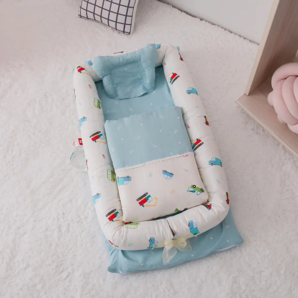 Portable Anti-Fright Bed for Newborns
